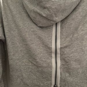 Cropped hoodie